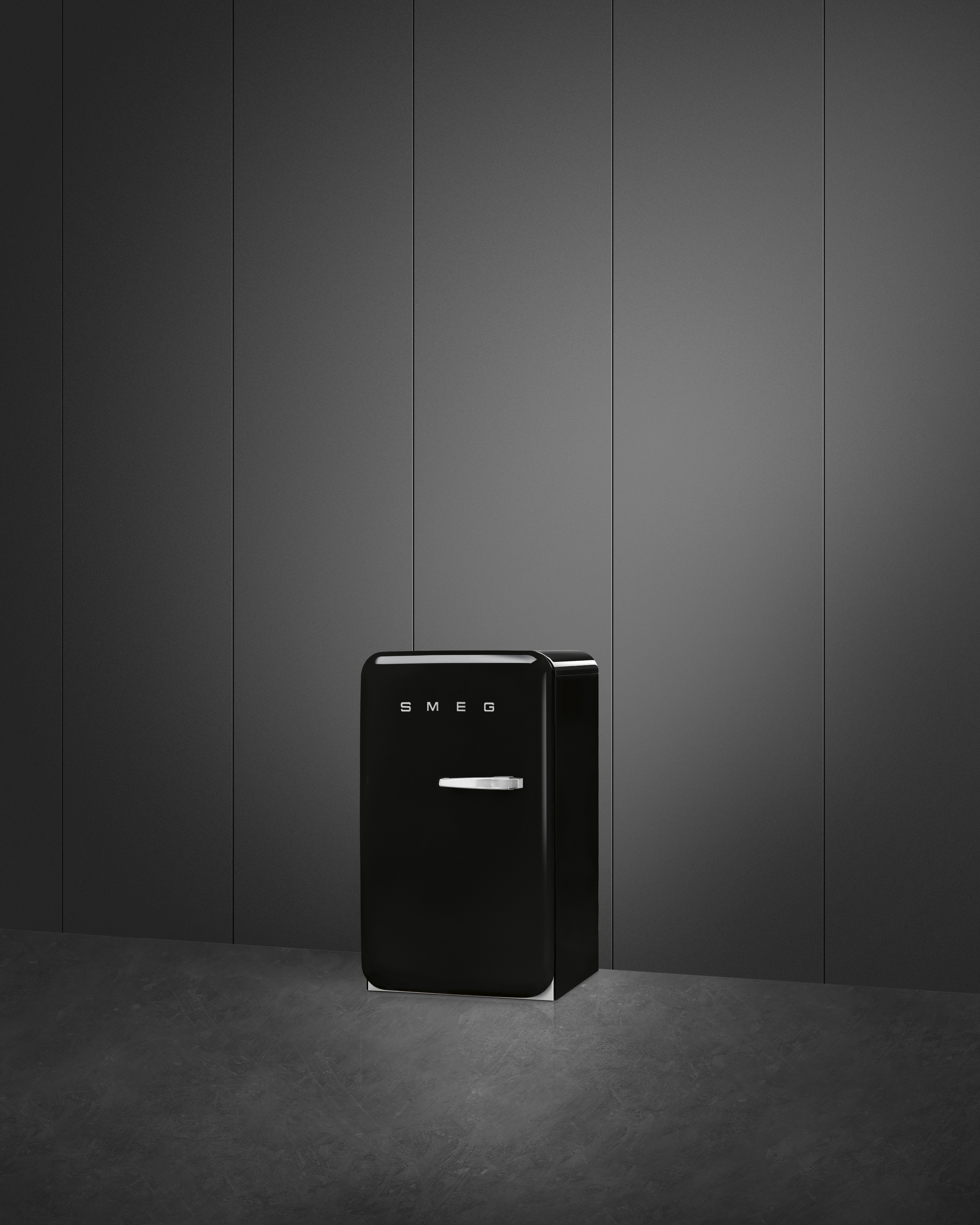 50's Style, Stand-Kühlschrank, 1-türig, 54 cm, Linksanschlag, Schwarz